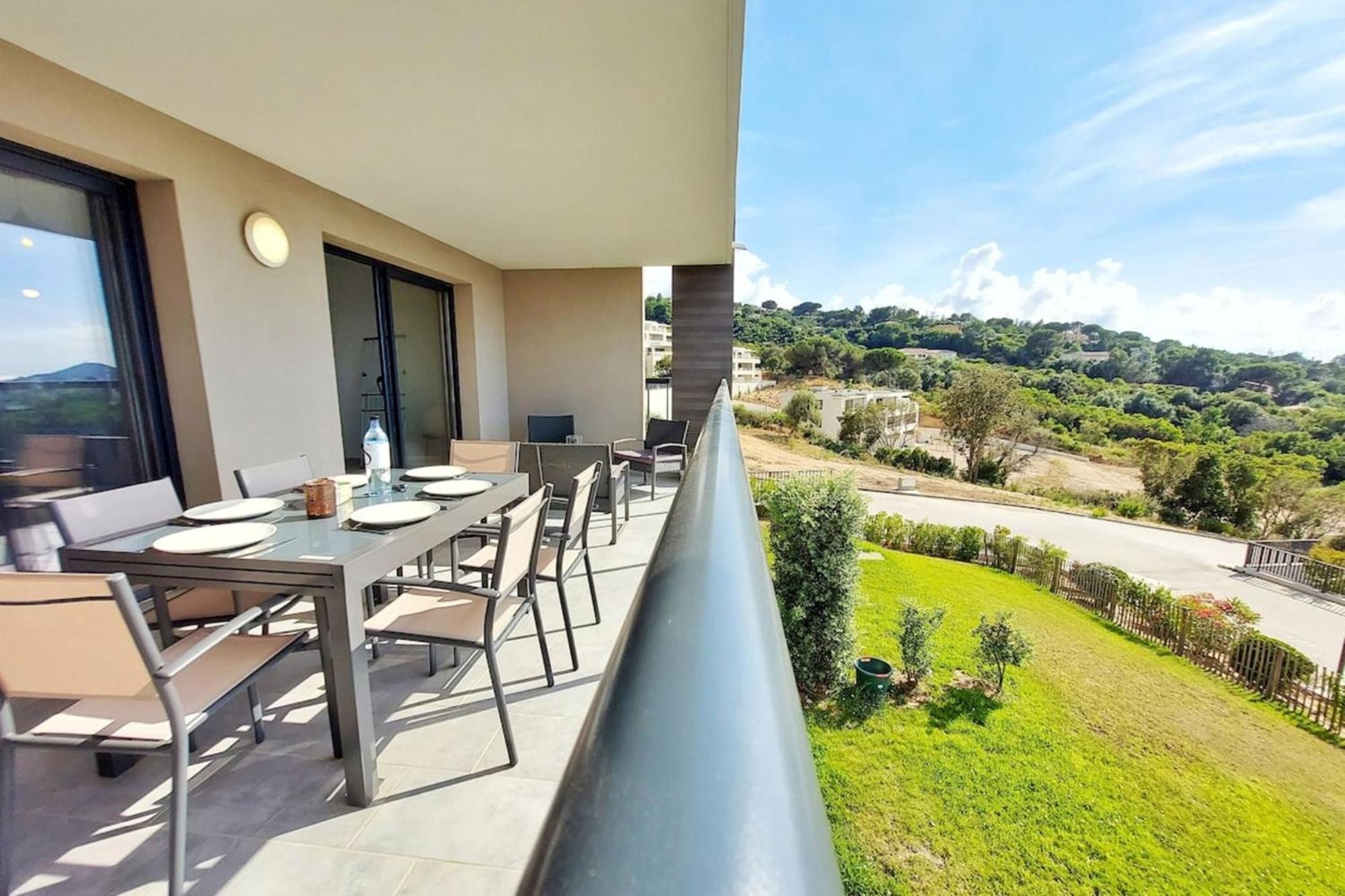 Kiara - Beach By Foot Terrace Isolella - By Tgb Pietrosella 外观 照片